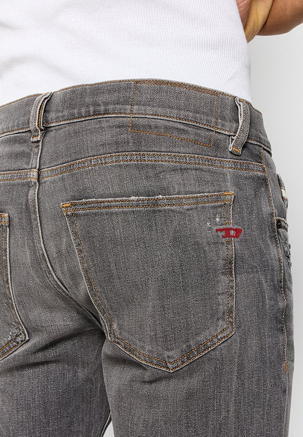 Diesel 2019 D-STRUKT
