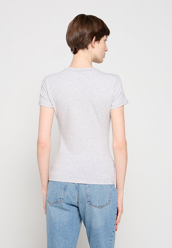 Abercrombie & Fitch
