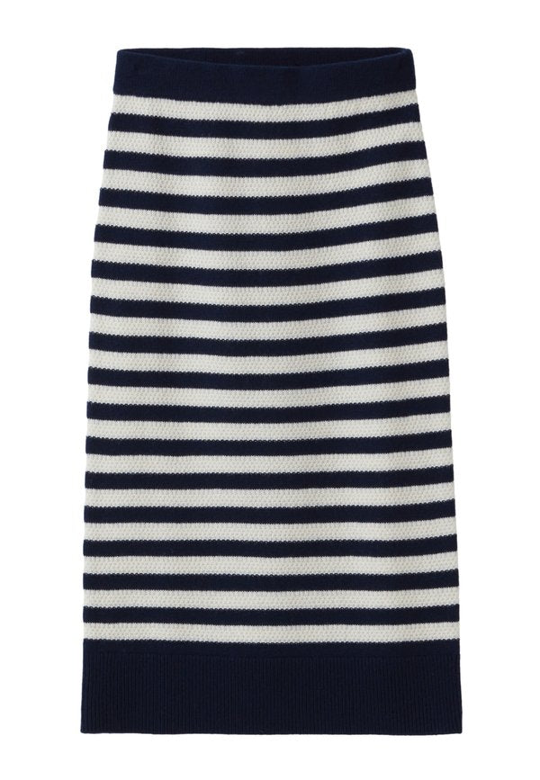Claudie Pierlot MAAYENMARINIERE