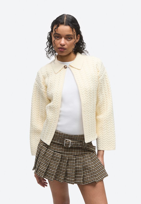 Gina Tricot CABLE KNITTED CARDIGAN