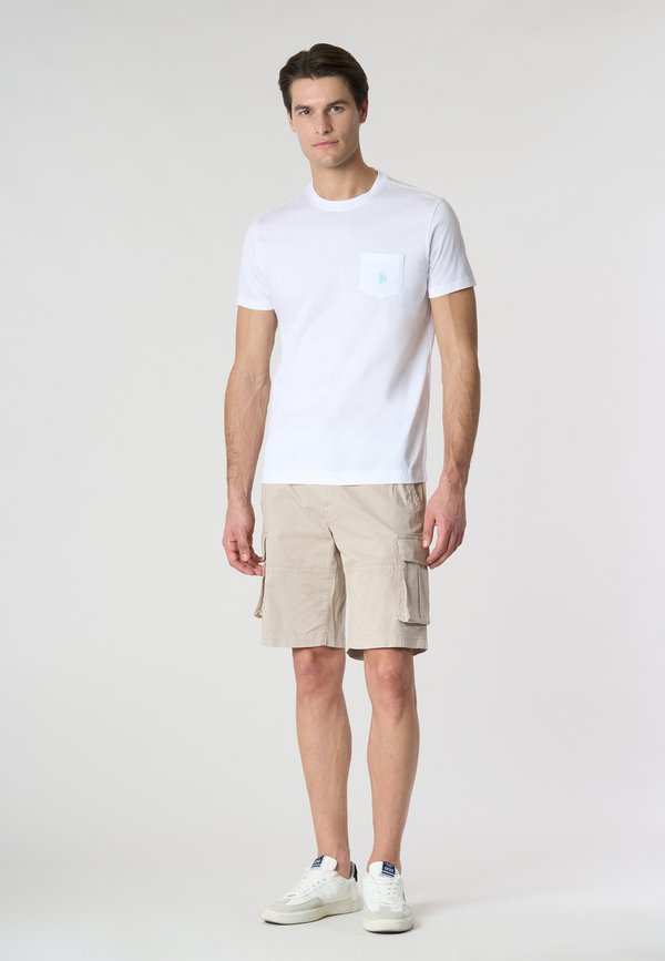 U.S. Polo Assn. A MANICHE CORTE IN QUALITY CON TASCHINO SUL PETTO E LOGO