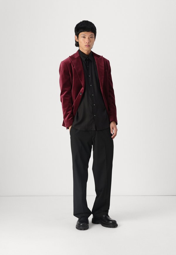 Selected Loose fit