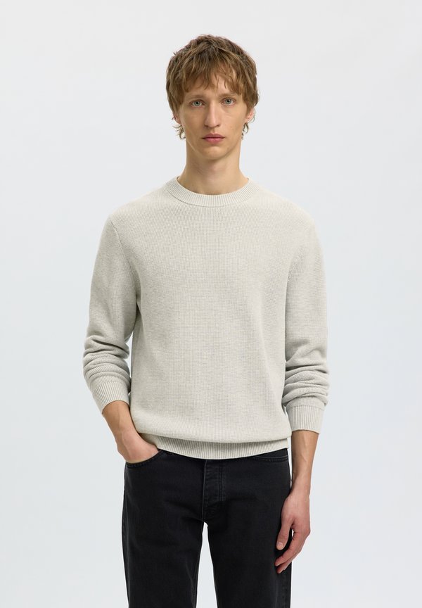 Selected SLHDANE LS KNIT STRUCTURE CREW NECK NOOS
