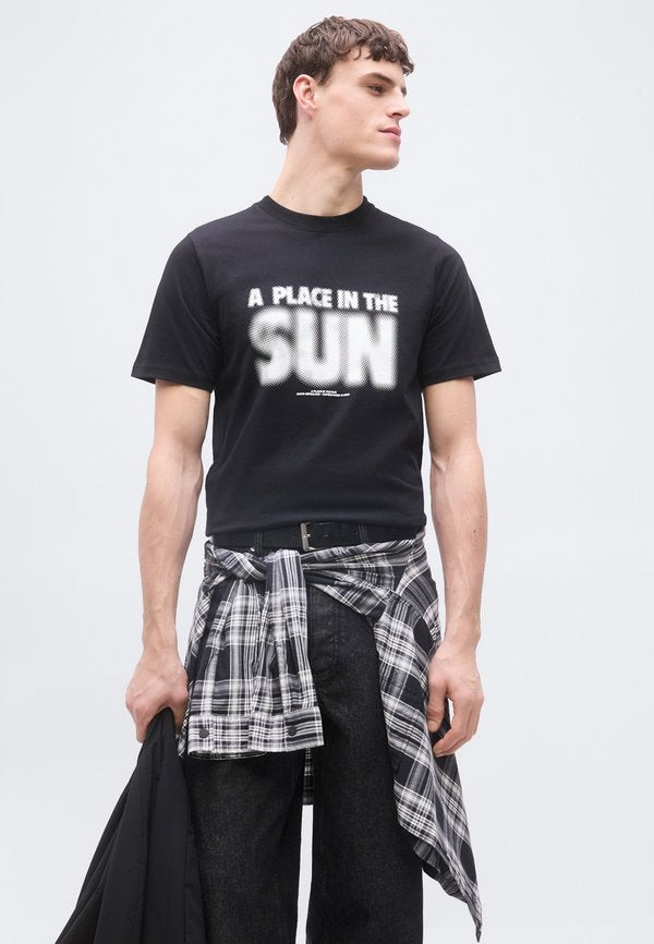 Mads Nørgaard FRODE A PLACE TEE