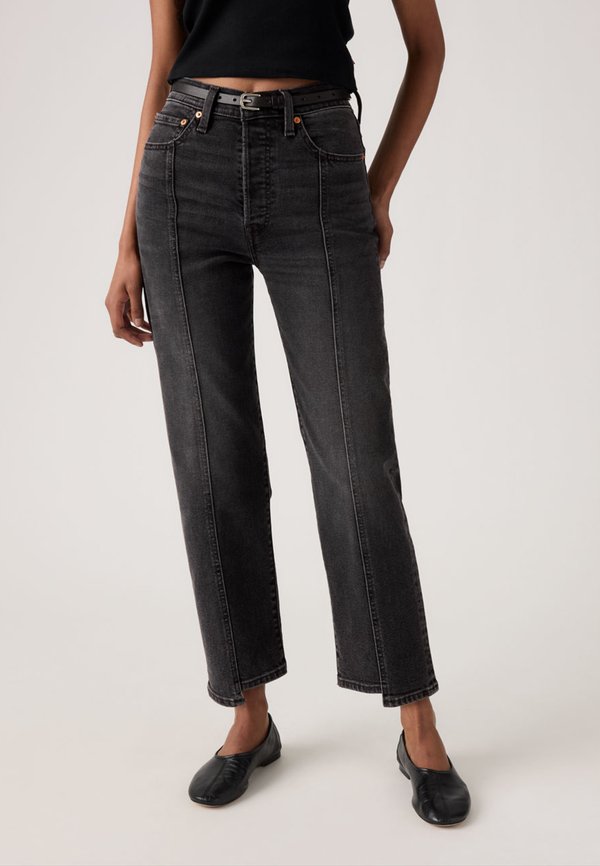 Levi's® RIBCAGE ANKLE SEAMED EDGE