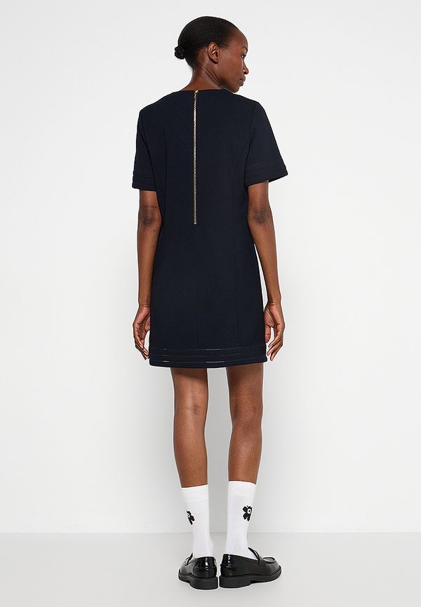 TWINSET