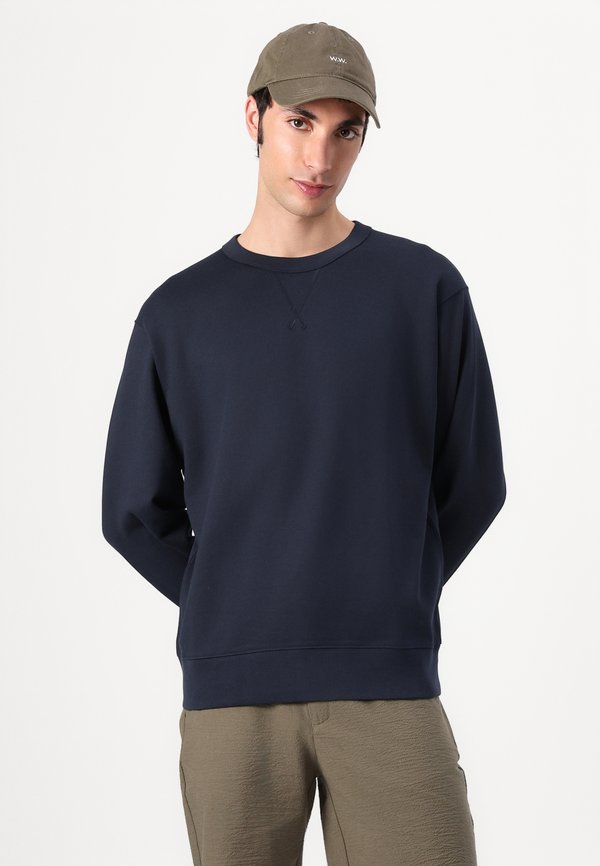Selected SLHRELAXLUKE LS SWEAT CREW NECK NOOS
