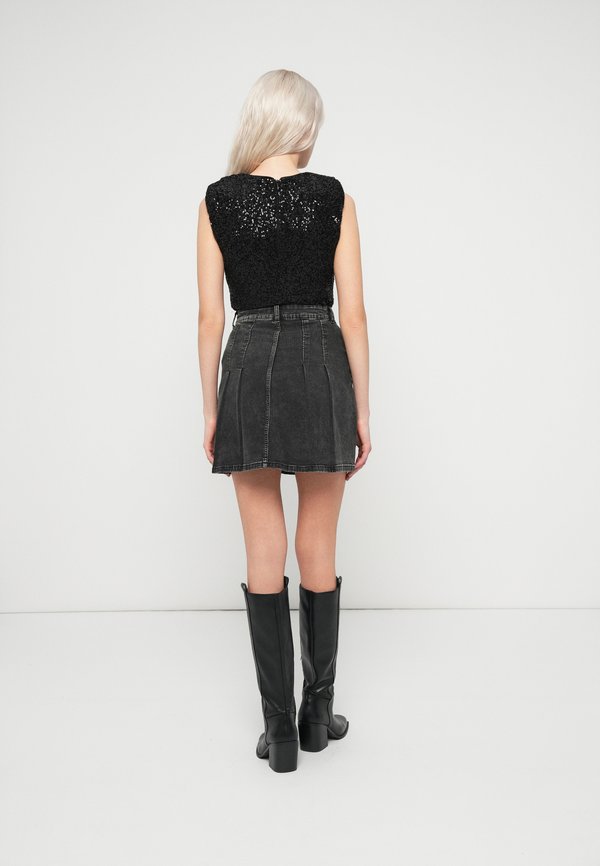 VILA VINUS SHORT SKATER SKIRT