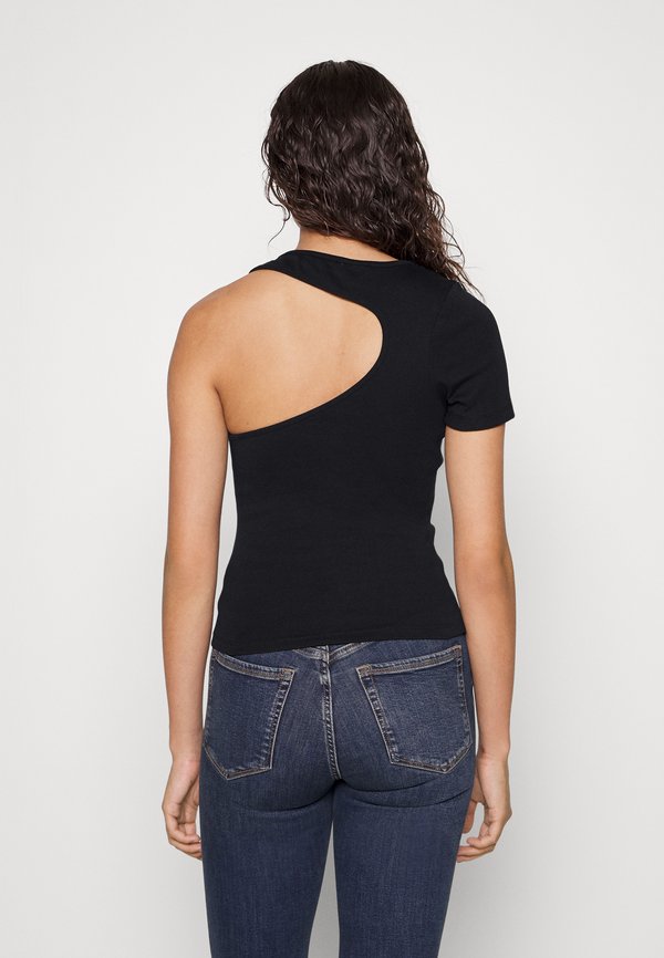 Good American ASYMMETRICAL OPEN BACK TEE