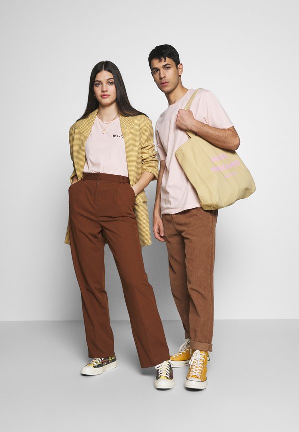 YOURTURN by Zalando REGULAR FIT GRAPHIC