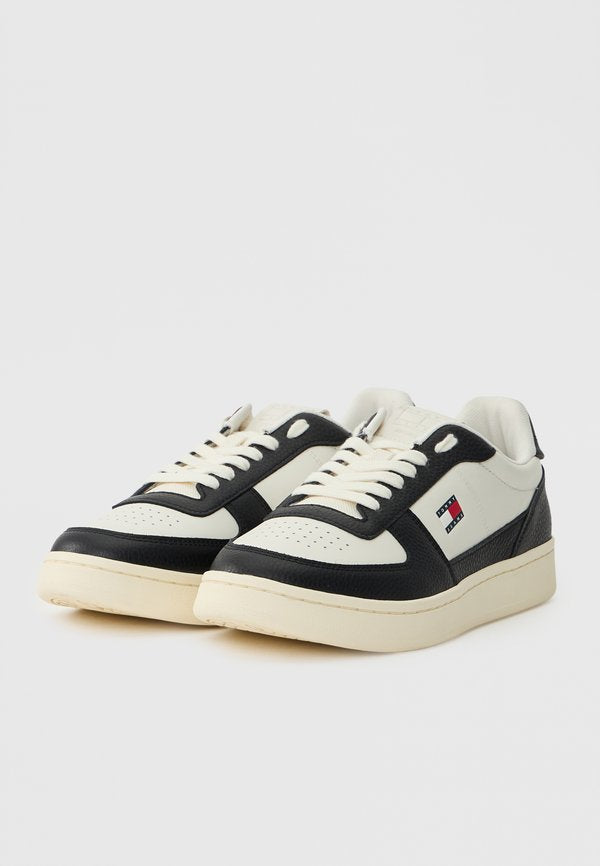 Tommy Jeans