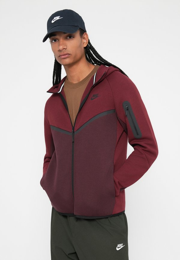 Nike Sportswear