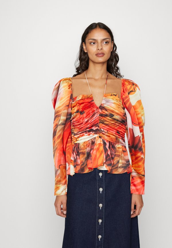 MARCIANO BY GUESS SPEAKEASY