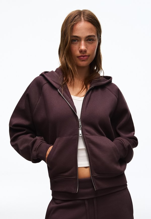 Bershka ZIP-UP PLUSH HOODED JACKET - Zip-up sweatshirt - mauve
