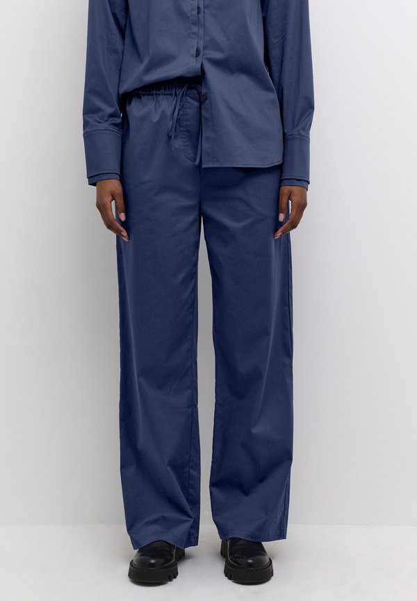 Lounge Nine CHILILN SOLID UNISEX