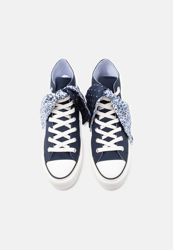 Converse CHUCK TAYLOR ALL STAR LIFT