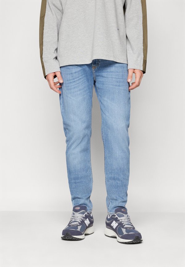 Diesel SLEENKER