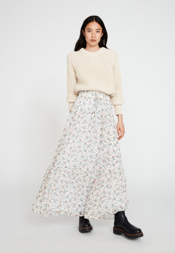 Claudie Pierlot SALY