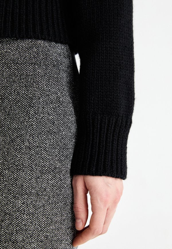 Vero Moda VMMIRANDA ROLLNECK SHORT