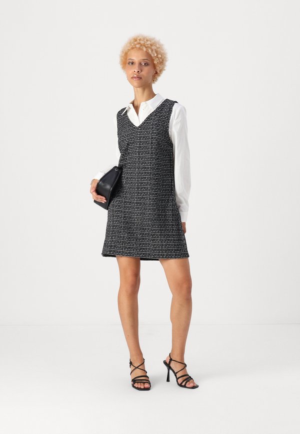 ONLY Petite ONLLODA BOUCLE DRESS