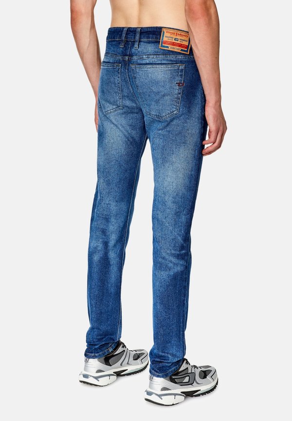 Diesel SLEENKER 0ENAH