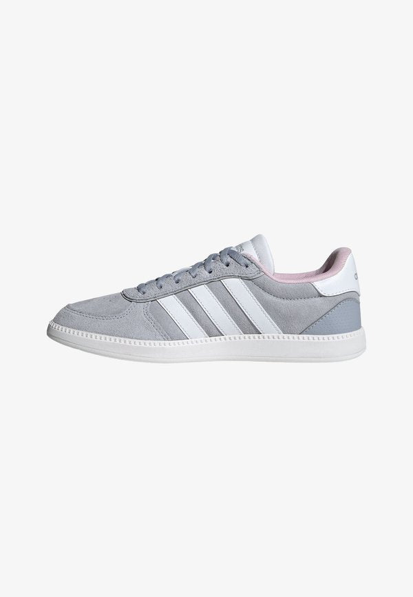 adidas Sportswear ADIDAS ORIGINALS ADIDAS BREAKNET SLEEK W - Trainers - halo silver   cloud white   grey two