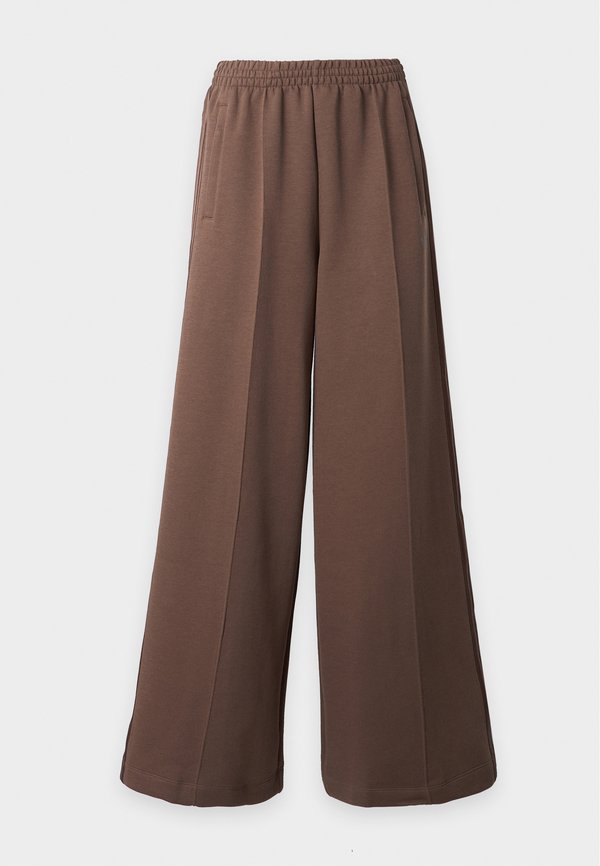 adidas Originals SPACER - Tracksuit bottoms - earth strata