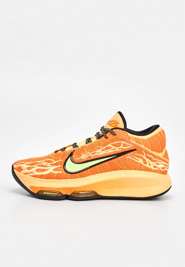 Nike Performance G.T. HUSTLE 3