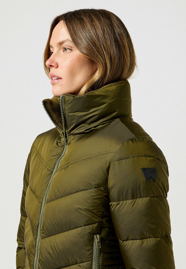 Wrangler SHORT PUFFER JACKET