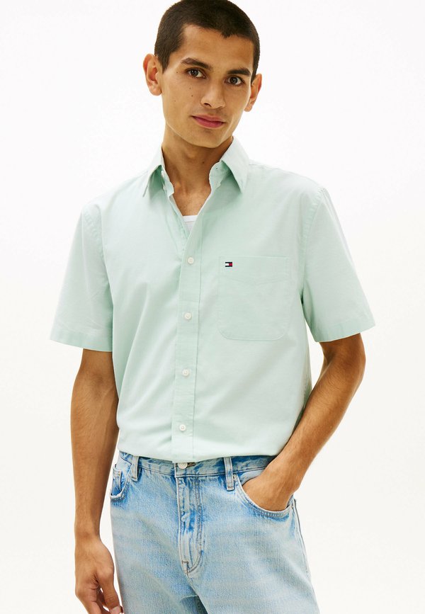 Tommy Hilfiger LIGHTWEIGHT SHORT SLEEVE OXFORD - Shirt - crushed mint