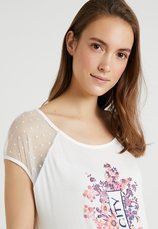 ohma! WITH PLUMETTI SLEEVES