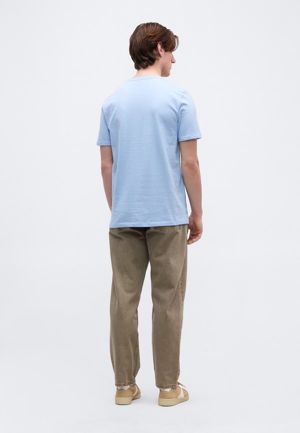 Lindbergh STRIPED O NECK TEE