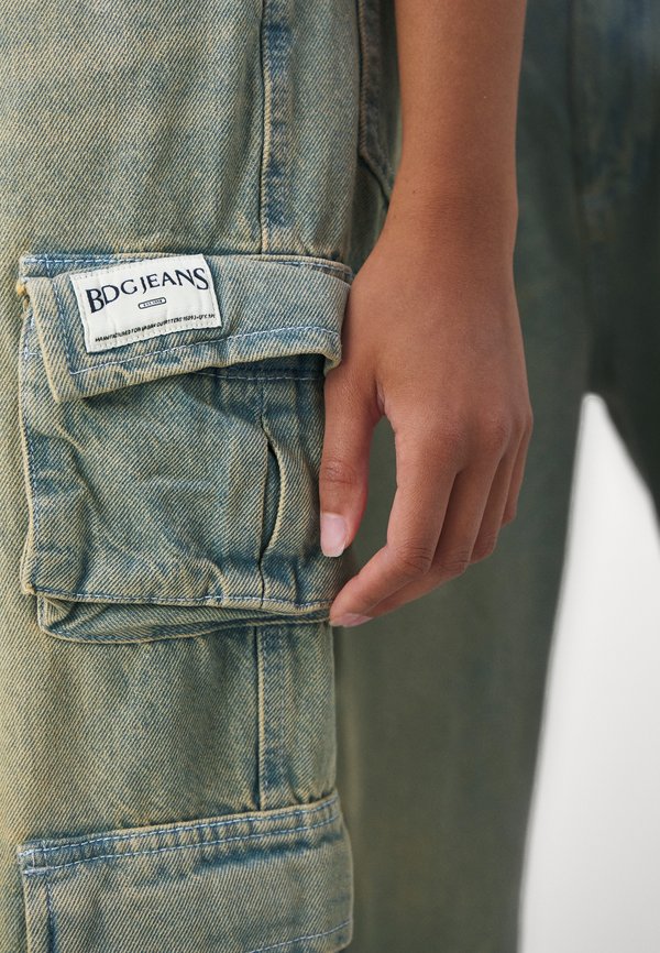 BDG Urban Outfitters MULTI POCKET UNISEX