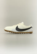 Nike Sportswear MOON SHOE OG - Trainers - orewood brown/dark driftwood/light brown