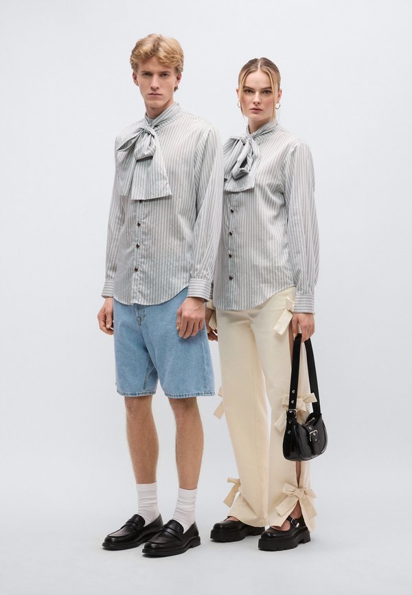 Sister Jane ARTHUR STRIPE BOW SHIRT UNISEX