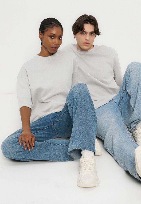 YOURTURN by Zalando HEAVYWEIGHT OVERSIZED FIT TURN UP TERRY