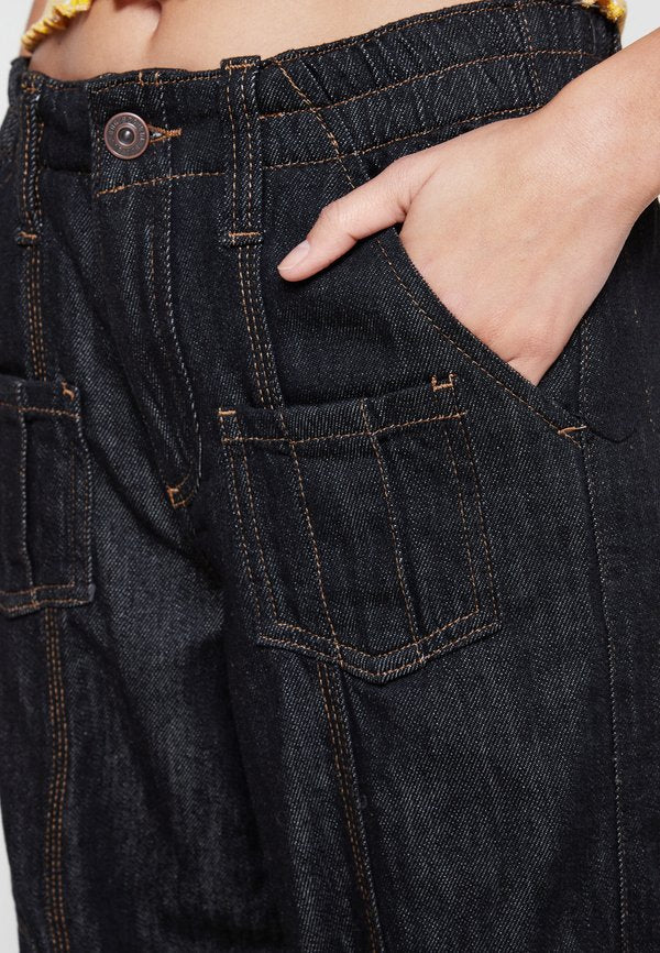 BDG Urban Outfitters CARGO