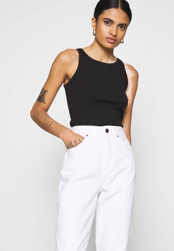 BDG Urban Outfitters MOM