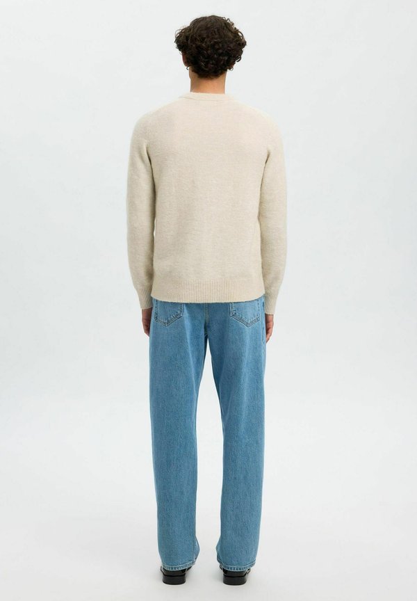Selected SLMRAI LS KNIT CREW NECK NOOS