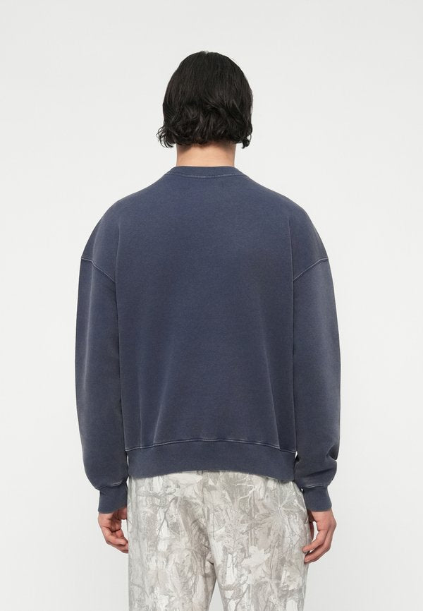 Hollister Co. WEBEX BOXY CREWS