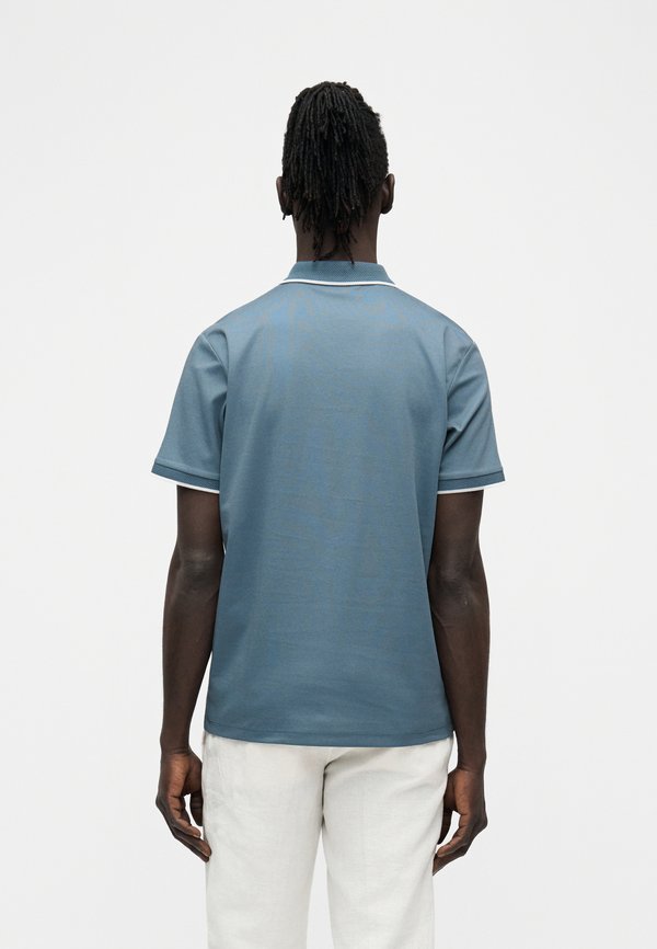 Selected Short sleeved