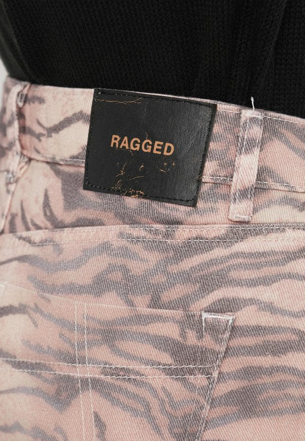 The Ragged Priest TIGER DAD