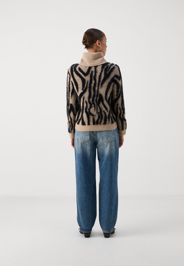 Vero Moda Petite VMVALENTINA COWLNECK