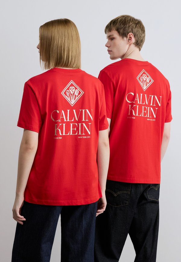 Calvin Klein Jeans 20S ROSES GRAPHIC TEE UNISEX