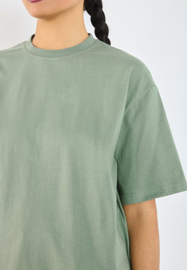 YOURTURN by Zalando UNISEX BOXY FIT