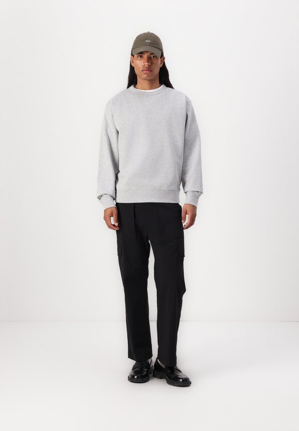 Selected SLHRELAXLUKE LS SWEAT CREW NECK NOOS