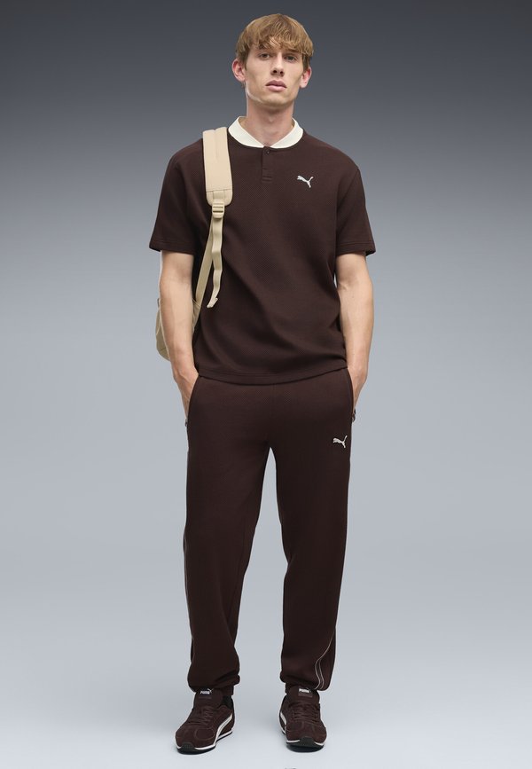 Puma PUMA CLASS JOGGINGHOSE - Tracksuit bottoms - chocolate fondue