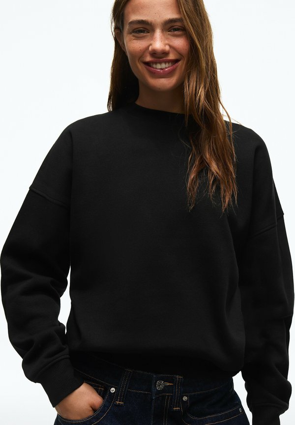 Bershka SWEATSHIRT - Sweatshirt - black