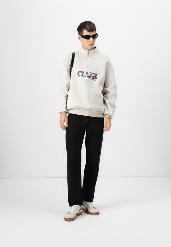 On Vacation MEMBERS CLUB TROYER UNISEX