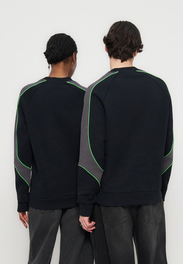 YOURTURN by Zalando RELAXED FIT COSMO SWEATSHIRT